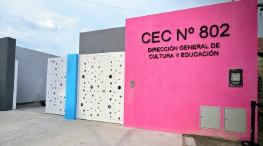 Axel Kicillof inauguró el edificio del Centro Educativo Complementario N° 802 de Berisso