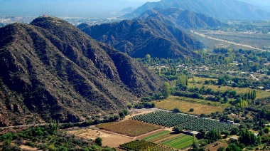 Tres ciudades únicas entre las montañas que tenés que conocer