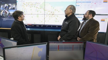 Kicillof presentó las nuevas instalaciones de la Central de Atención Telefónica de Emergencias ubicada en La Plata