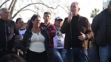 Alak encabezó un encuentro con las organizaciones populares de La Plata