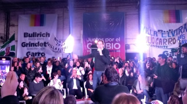 Julio Garro presentó su lista de candidatos para octubre en el Club Villa Elvira de La Plata