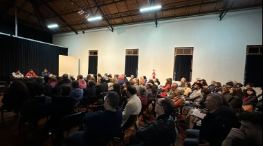 Graciela Brunazzo presentó su libro “El poder de una imagen: Una fotografía para cinco historias” en La Plata