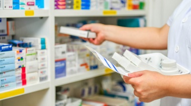Este jueves las farmacias de La Plata atenderán por ventanilla entre las 17 y las 18 por la demora en los pagos