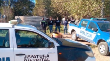 Dos hermanos fueron detenidos y acusados en Berisso de abusar a una niña a la que se "jugaban" en partidos de truco
