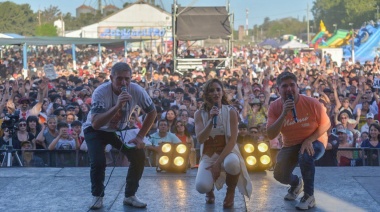 Con Palito Ortega, Naty Pastorutti y La Kuppe, Alberdi tuvo su XlX Fiesta del Cordero Alberdino al Asador