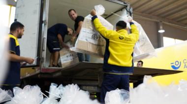 104.520 urnas, 16.265 vehículos, 16.942 locales de comicios: Comenzó el operativo para votar este domingo