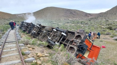 Descarriló La Trochita en medio de la estepa patagónica y hubo heridos leves