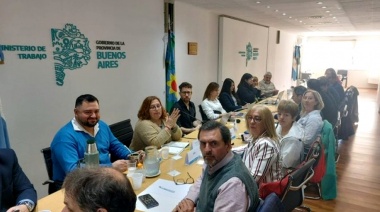 Este lunes se reúnen el Gobierno bonaerense y los gremios docentes para seguir discutiendo un aumento salarial