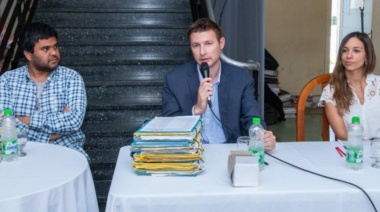 Carlos Ferraris se refirió a las obras que van a paralizarse en Leandro N Alem: "No resultan atractivas ni rentables para un empresario"