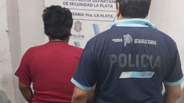 La Policía detuvo a un joven de 22 años luego de encontrarlo semidesnudo en un baño de Nini con un nene de 10 años