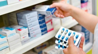 A través del DNU 70, el Ejecutivo nacional autorizó la comercialización de medicamentos de venta libre en otros comercios que no sean farmacias
