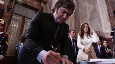 ADULP rechazó el DNU de Milei: "Una medida de flagrante inconstitucionalidad que avasalla el Artículo 14 bis"