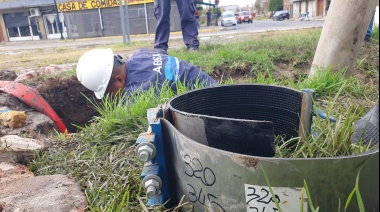 En un sector de Los Hornos hay problemas con el agua por el robo del cableado que alimenta una perforación