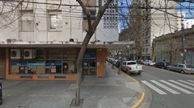 En La Plata ya comenzaron a despedir trabajadores del estado nacional y los notifican por correo electrónico