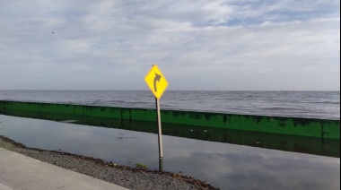 La crecida del Río de la Plata superó los tres metros este martes a la mañana y se espera un suba similar para esta noche