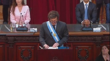 Apoyo de Julio Garro y silencio de Julio Alak: repercusiones del discurso de Javier Milei en La Plata
