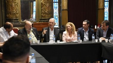 Alak y empresarios de La Plata acordaron medidas para potenciar el desarrollo comercial