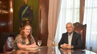 Alak se reunió con la ministra de Comunicación Pública bonaerense, Jésica Rey