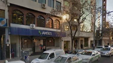 Trabajadores de ANSES no atenderán al público el próximo miércoles en contra del despido de más de 1000 empleados