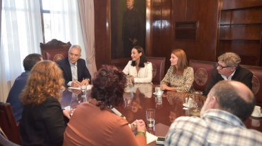 Alak se reunió con autoridades educativas bonaerenses