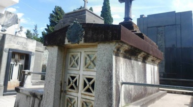 Lograron identificar 150 cadáveres de los 700 restos humanos que fueron hallados en cuatro depósitos del Cementerio platense