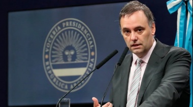Manuel Adorni anunció que algunas prepagas retrotraerán sus cuotas al mes de diciembre