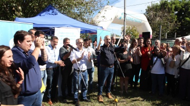 Alak lanzó un programa municipal que lleva mejoras y servicios a los barrios de La Plata