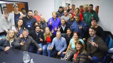 Durante una reunión con gremialistas, Fernando Gray manifestó "mucha preocupación" por "los retrocesos en material laboral"