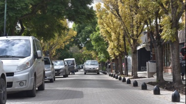 Inauguraron la obra de puesta en valor del centro comercial de la calle Cantilo en City Bell