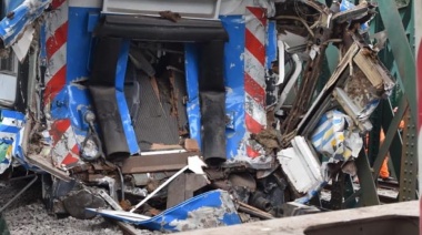 Tras el choque de un tren con otro en Palermo, un organismo descentralizado puso el foco en "las discrepancias en las comunicaciones"