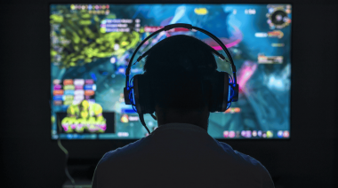 Realizaron una investigación sobre el impacto del juego online en jóvenes y adolescentes