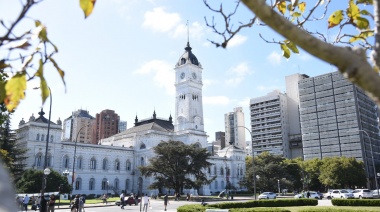 Feriado del 25 de Mayo en La Plata: recolección de residuos normal y sin estacionamiento medido