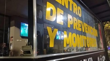 La Policía de La Plata detuvo a un hombre por romper la garita de seguridad comunal de Plaza Moreno