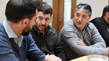 El gobierno bonaerense propuso a los estatales un nuevo aumento del 6,5 % para julio y los gremios aceptaron