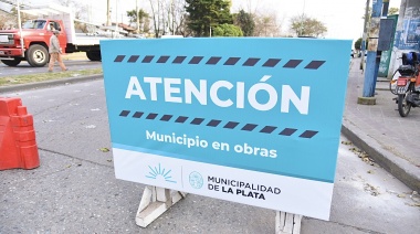 Continúa el plan integral de bacheo en distintos barrios de La Plata