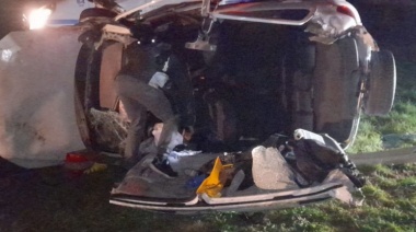 Chocaron dos autos en la Ruta 2 y una persona terminó con politraumatismos