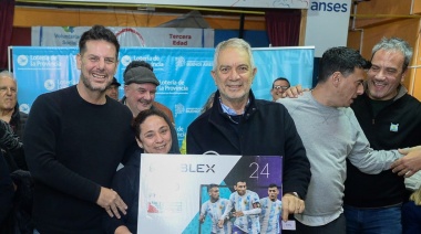 Más de 330 adultos mayores compartieron una jornada de bingo, mate y música en La Plata