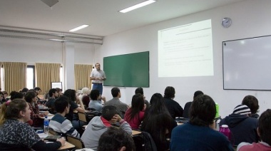 Este viernes termina la consulta docente en la UNLP para definir cómo sigue el plan de lucha