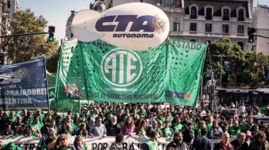 ATE y la CTA Autónoma bonaerense repudiaron la "quita de recursos" al gobierno provincial