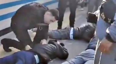 Video: La Policía detuvo a once personas tras un brutal enfrentamiento arriba del Tren Sarmiento
