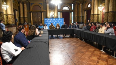 Más vendedores ambulantes adhirieron al plan de reconversión de la venta ilegal en La Plata