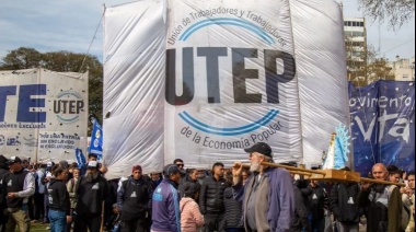 Organizaciones sociales reclaman en la Autopista Buenos Aires La Plata: "Ya van cerca de 10 meses que decidieron desabastecer los comedores"