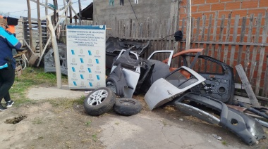 En La Plata desbarataron un desarmadero de autos que vendía piezas robadas