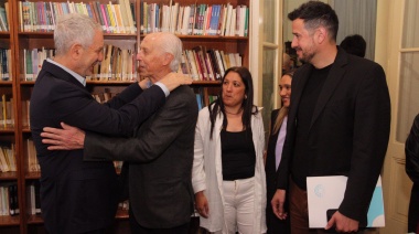 Alak encabezó en el Palacio López Merino de La Plata un acto por el Día Nacional de las Bibliotecas Populares