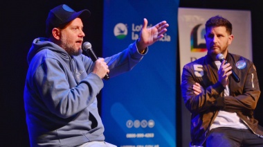 El periodista Nicolás Cayetano contó en La Plata su derrotero con la ludopatía: "Cuando jugás tu cabeza no está donde tiene que estar"
