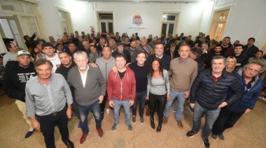 De cara a las elecciones internas del próximo domingo, el espacio "Futuro Radical" cerró su campaña en La Plata