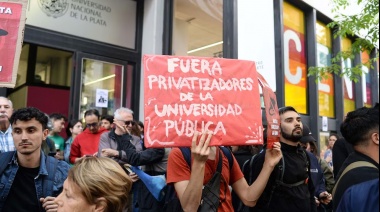 La UNLP se sumó a las críticas por "los lamentables hechos de violencia" que hubo este viernes en La Plata