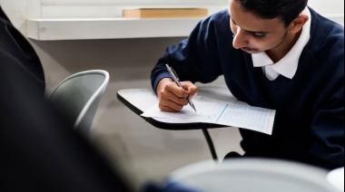 El gobierno tomará examen a 40 mil empleados públicos