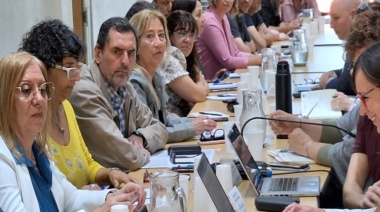 El gobierno bonaerense ofreció un 8 % en dos tramos a los docentes