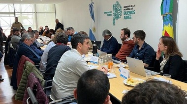 Los gremios estatales recibieron la misma oferta de aumento por parte de la Provincia que los docentes